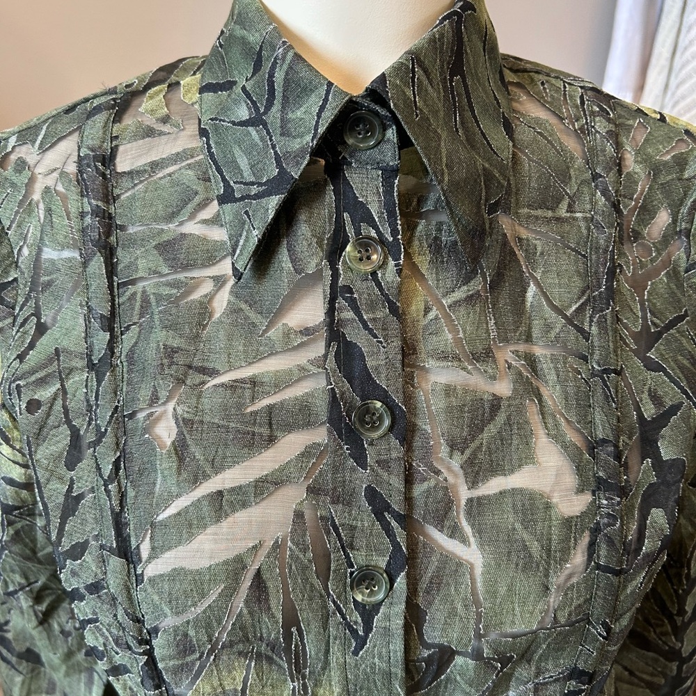 Simon Chang Green Long Sleeve Button Down Shirt